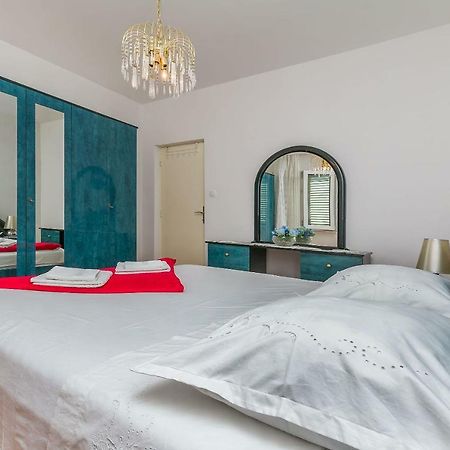 Apartment Marijana Omiš Εξωτερικό φωτογραφία