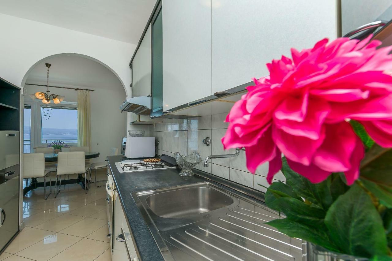 Apartment Marijana Omiš Εξωτερικό φωτογραφία