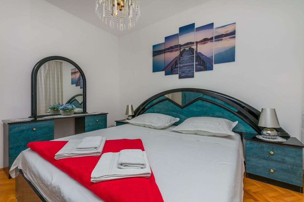 Apartment Marijana Omiš Εξωτερικό φωτογραφία