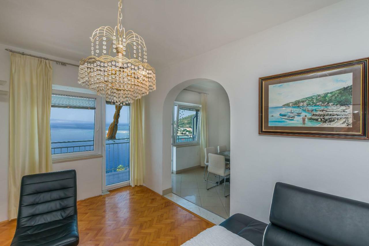 Apartment Marijana Omiš Εξωτερικό φωτογραφία