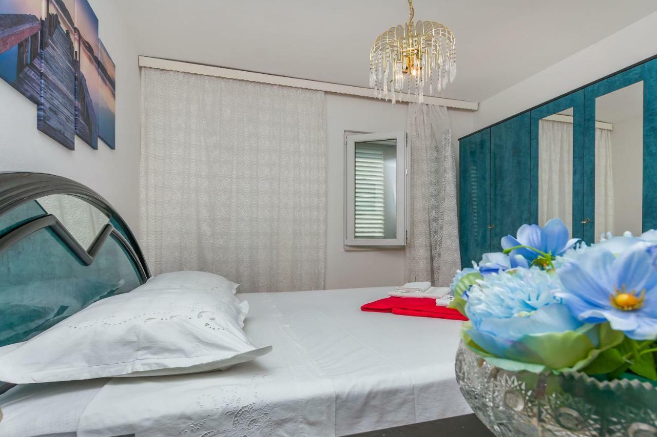 Apartment Marijana Omiš Εξωτερικό φωτογραφία